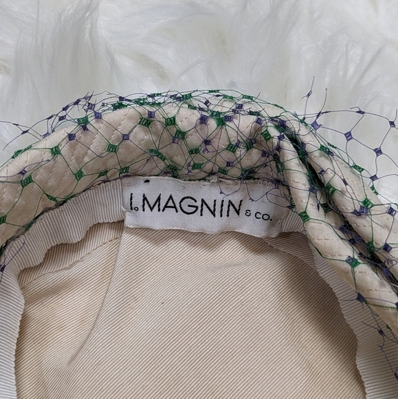 Vintage 40s I.‎ Magnin & Co. Cloche Style Cream Fascinator Ladies Net Derby Hat - Picture 2 of 5
